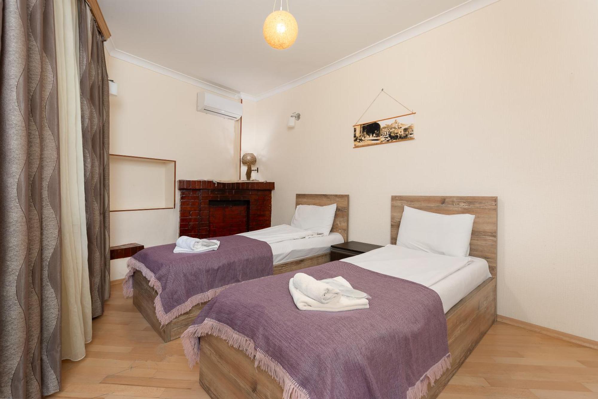 Apartments With Wine Cellar In Old Tbilisi Exterior photo